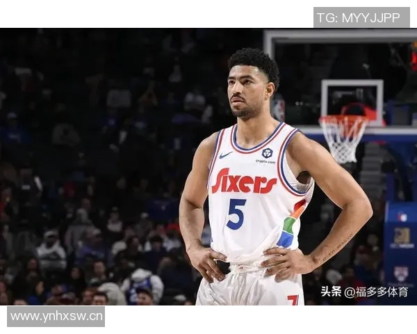 格莱姆斯表现出色15投9中砍下27分下半场狂砍21分助球队争取胜利