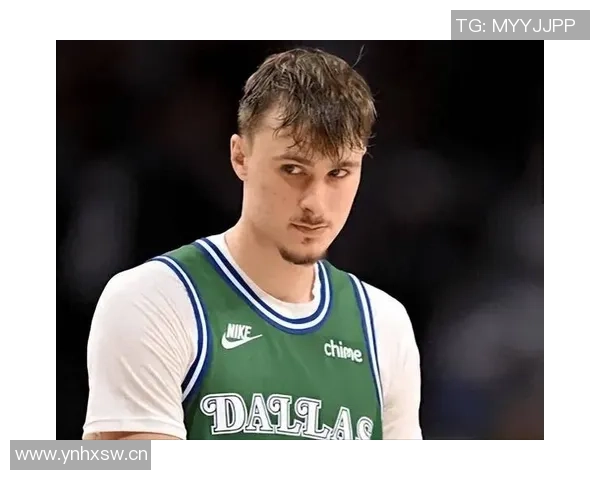 华盛顿谈弗拉格的三分球表现鼓励其展现更多侵略性与自信心