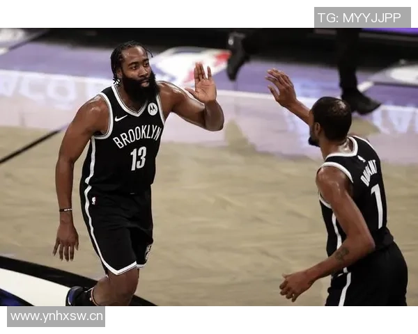 余华对詹姆斯决定的看法及杜兰特转会的正常性分析