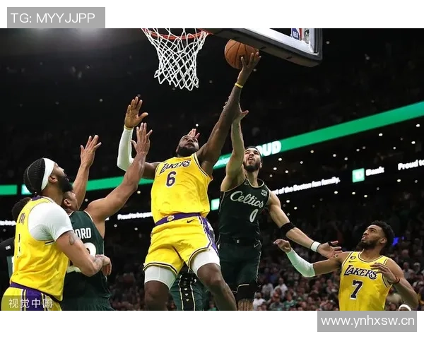 恢复执裁权利埃里克刘易斯曾执法塔图姆遭漏判的詹姆斯之战 恢复执裁权利埃里克刘易斯曾执法塔图姆遭漏判的詹姆斯之战