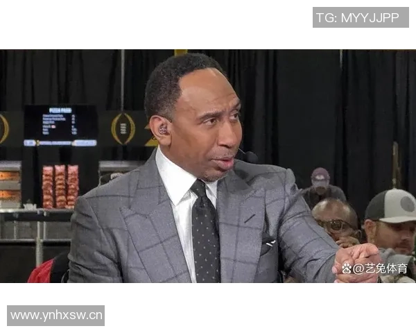 A史密斯谈詹姆斯心态只求关注不再理会其他消息 A史密斯谈詹姆斯心态只求关注不再理会其他消息