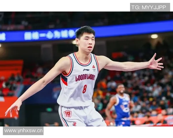 崔永熙积极备战早日回归赛场训练照曝光展现力量与技术并重 崔永熙积极备战早日回归赛场训练照曝光展现力量与技术并重